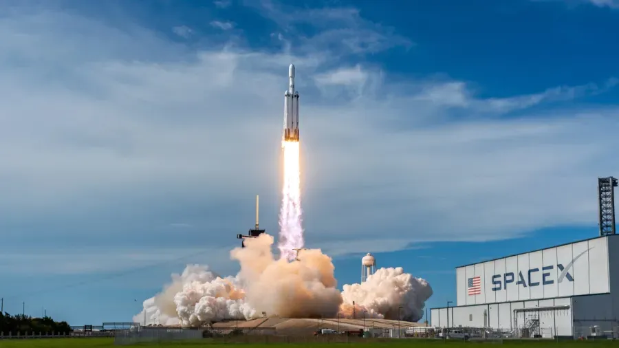 SpaceX-Bahamas Deal Falls Through, But Musk Negotiates Booster Landing Approvals