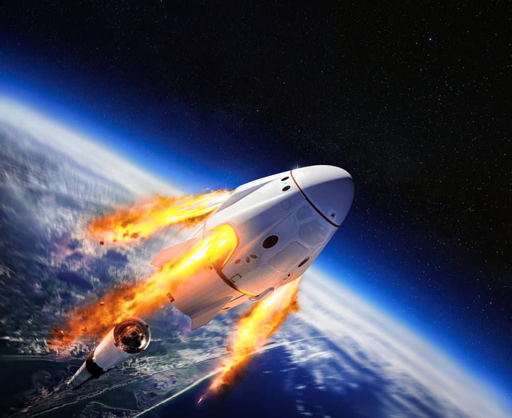 SpaceX Bags $2.9 Billion Contract for NASA’ Moon Exploration