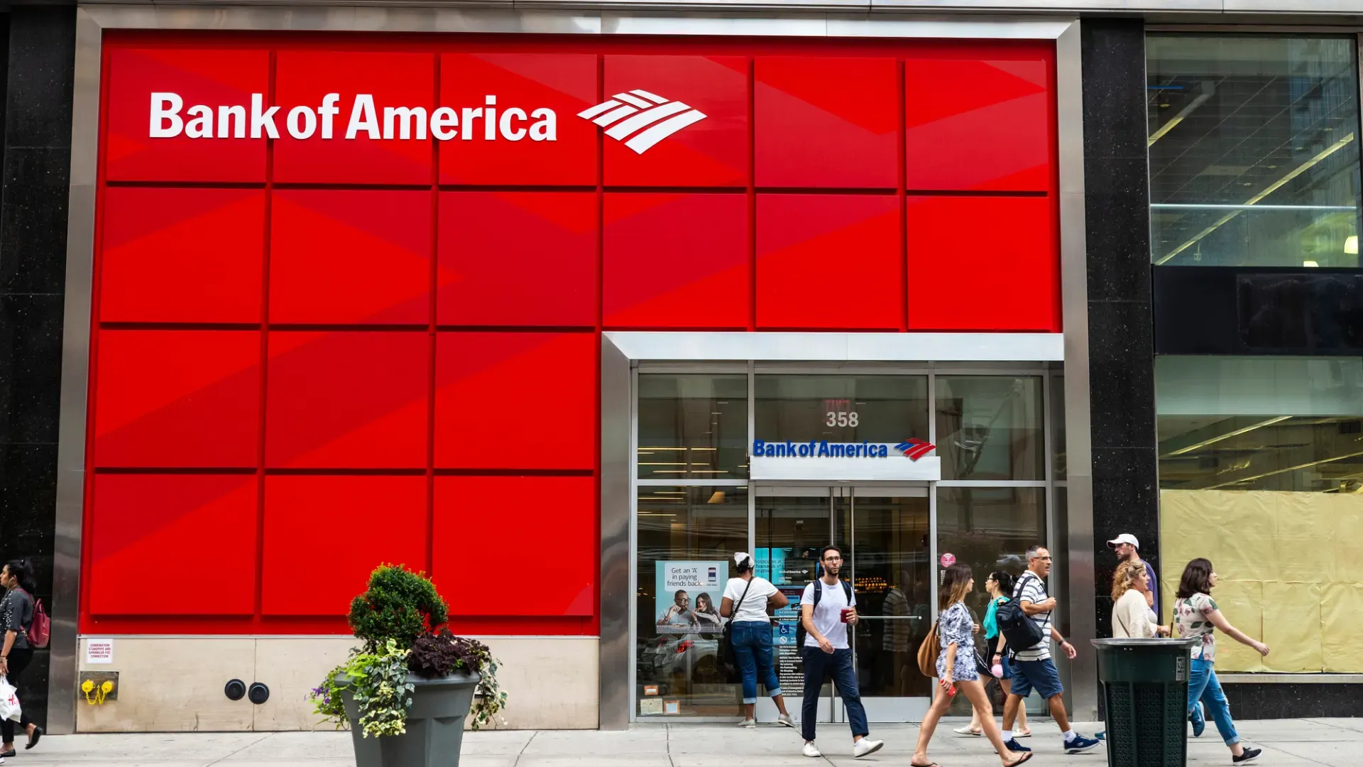 Bank Of America’s Shares Drop 8% After Q3 Misses And $1.2 Billion Penalty