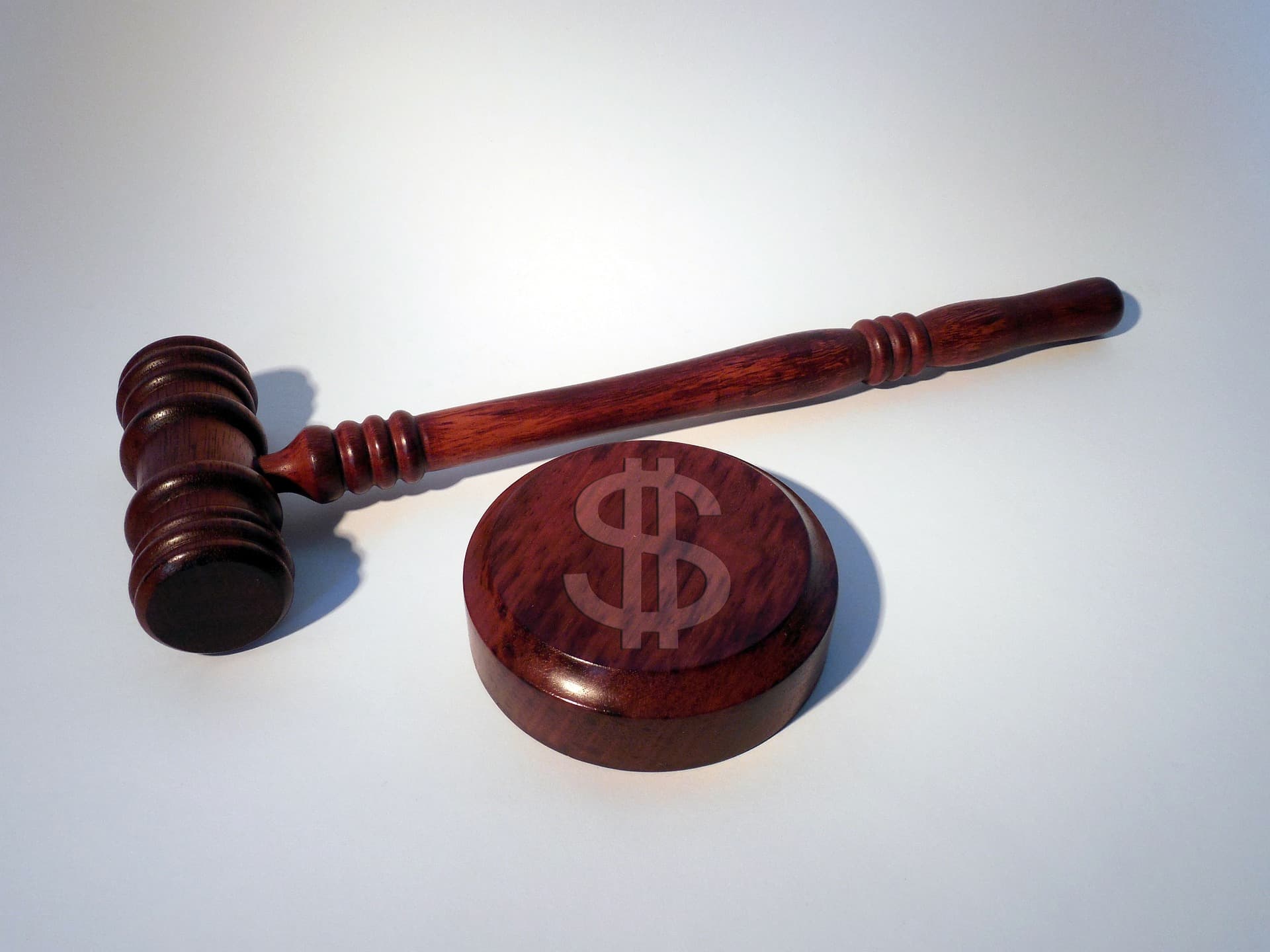 Morgan Stanley Fines Employees Who Used Whatsapp For Company-Communication Purposes