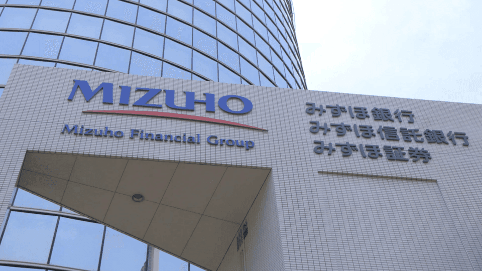 Mizuho and MUFG Join Japanese Companies as They Make Money Management Deals Overseas