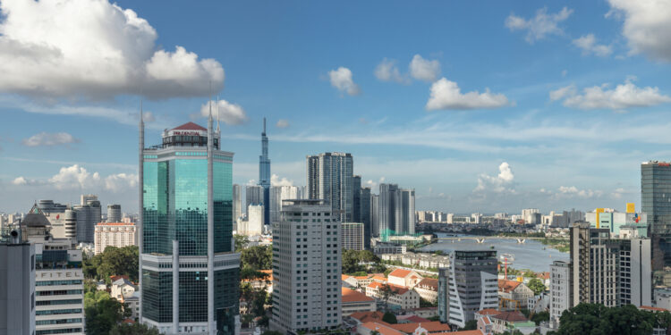 Prudential Vietnam and SeABank Extend Bancassurance Partnership