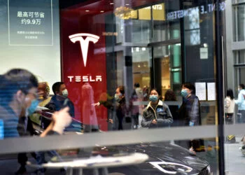 Elon Musk States to Shut Down Tesla Everywhere Should the Cars Spy