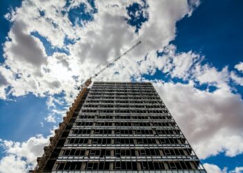 Bahraini Citizens to get urban housing with the joint venture - Al Salam Bank & Eskan Bank