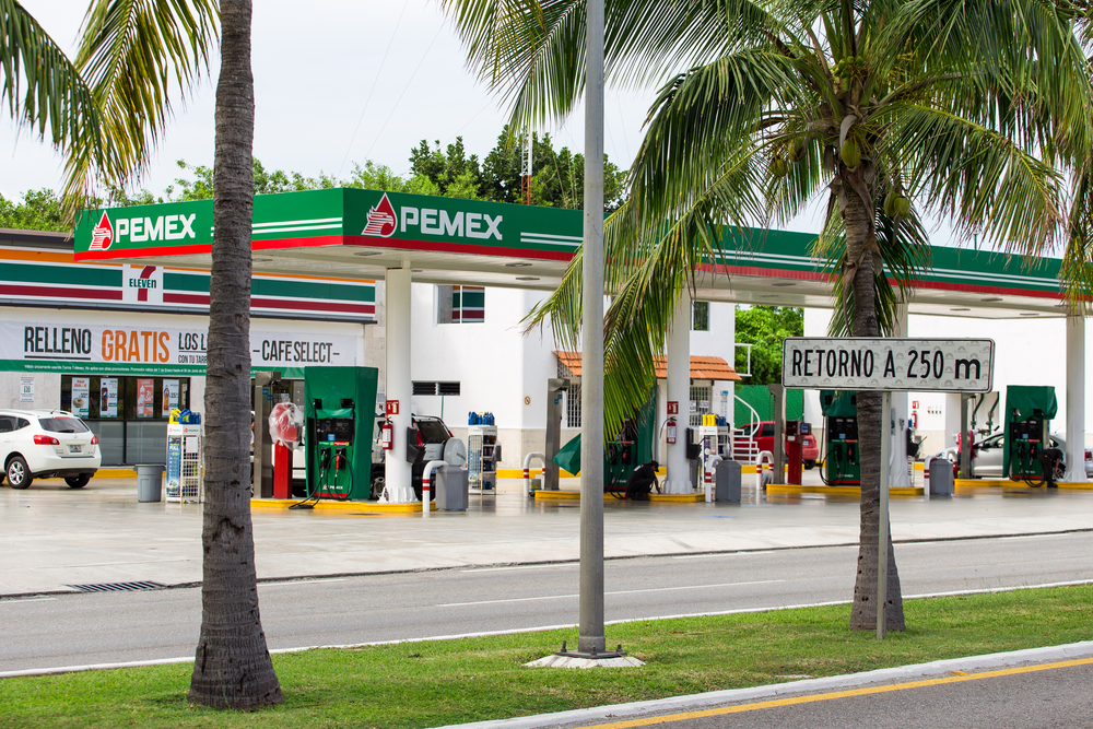 Pemex gets sole ownership of a Houston-area refinery for $596 million