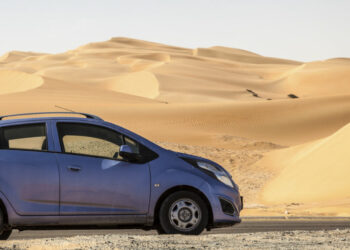 Amazon launches the car rental service in UAE through Amazon's home services