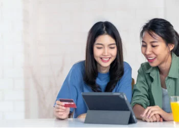 Line and Hana Bank offer seamless digital banking experience to customers with the collaboration