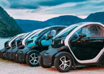 Renault plans strategic gigafactory deal in Douai to revert profits