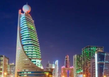 Etisalat signs deal to take over an additional 4.6% stake in the Maroc Telecom Group