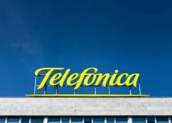 Telefónica supersedes old technology with recycled optic fiber cables, rises with an eco-friendly consciousness