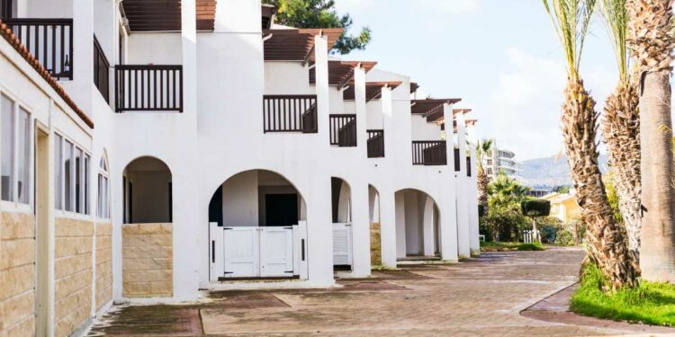 Kocomo financing round gains $56 million to provide luxury vacation homes to clients