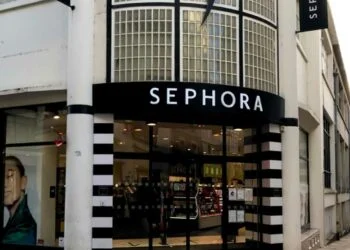 UK: Sephora acquires British cosmetic e-retailer, Feelunique, for GBP 132 million