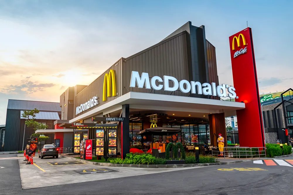 McDonalds serves new vegan McPlant burger from 13th Oct