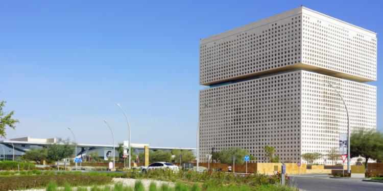 Rolls-Royce to partner with Qatar Foundation to develop green-tech start-ups and achieve net 0 goals