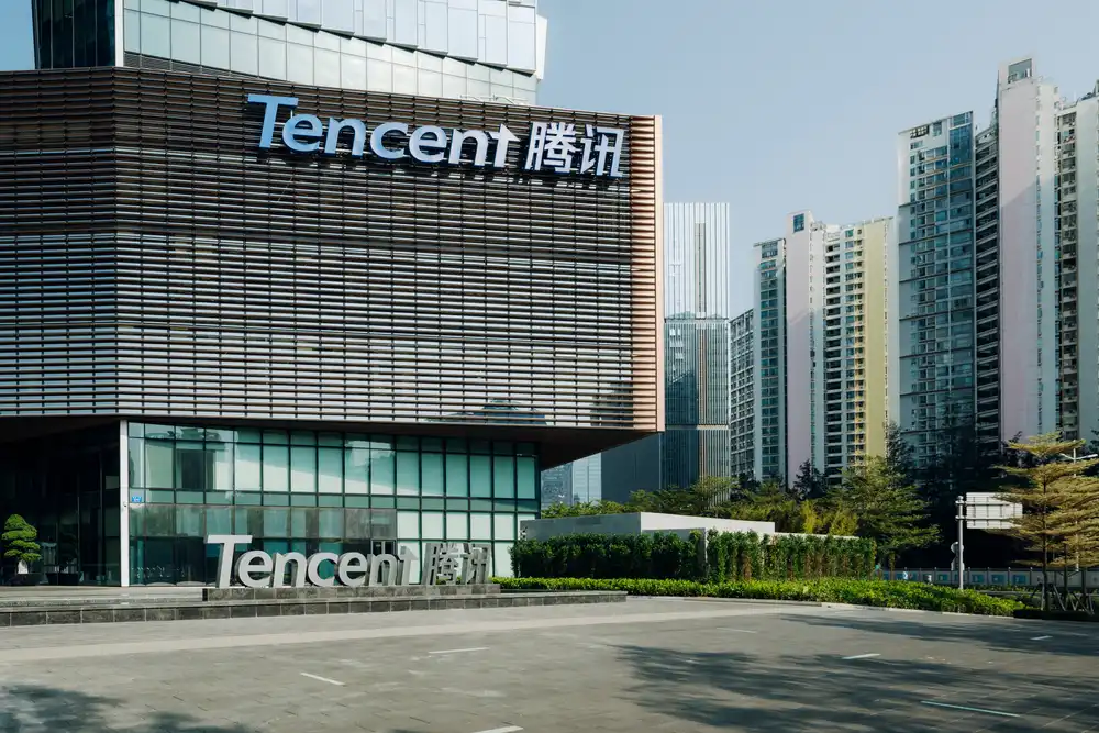 Tencent Financial Technology partners with EasyTransfer to allow overseas student transactions online in 3 minutes
