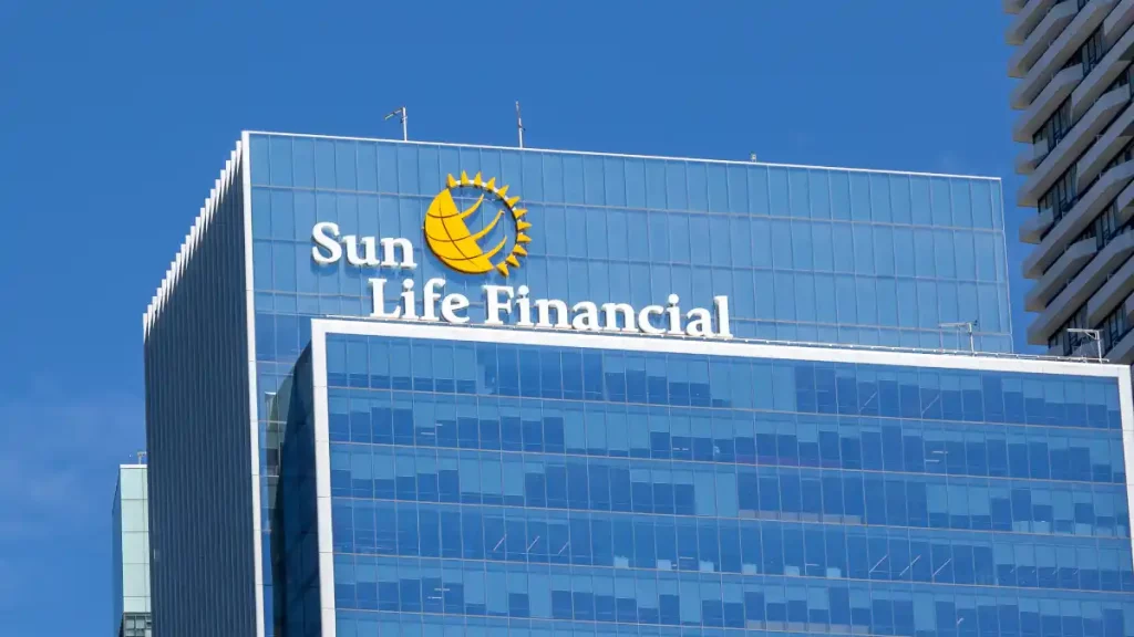 Canadian Premier acquires sponsored market business from Sun Life Assurance Company of Canada in December 2021