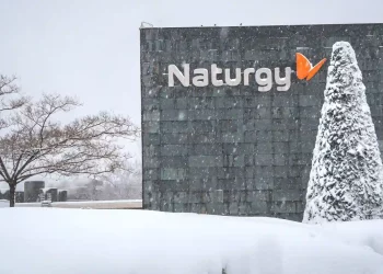 Naturgy divides business into two firms; stocks shoot up 5.6%