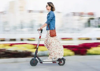 2000 new e-scooters make Dubai roads safer and smarter