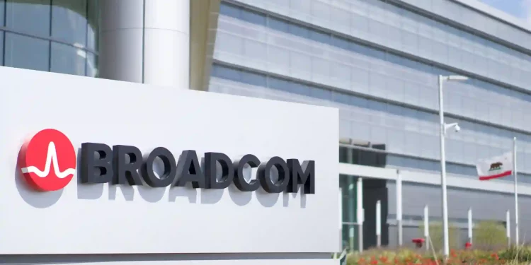 Broadcom to Buy VMware for USD61 Billion in Record Software Deal