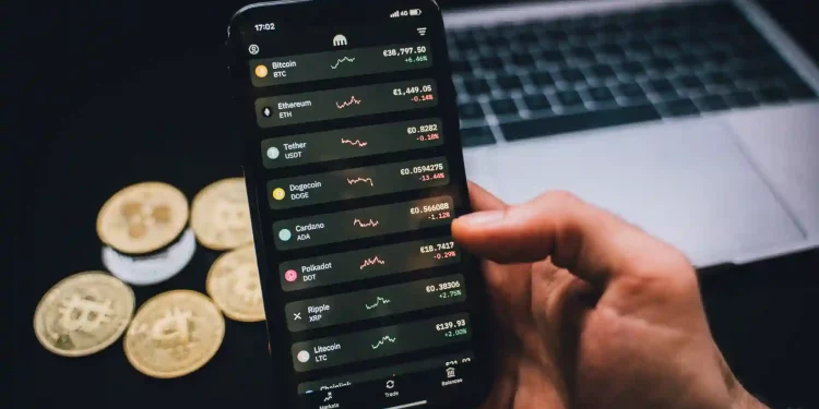 Crypto industry gripped by anxiety as Bitcoin wobbles near new USD20,000 level