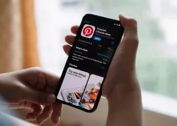 Pinterest surges in rally on users, Elliott as leading holder in 2022
