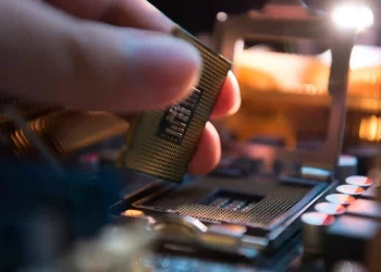 Intel unveils new 13th generation chips to take on AMD amid PC sales decline