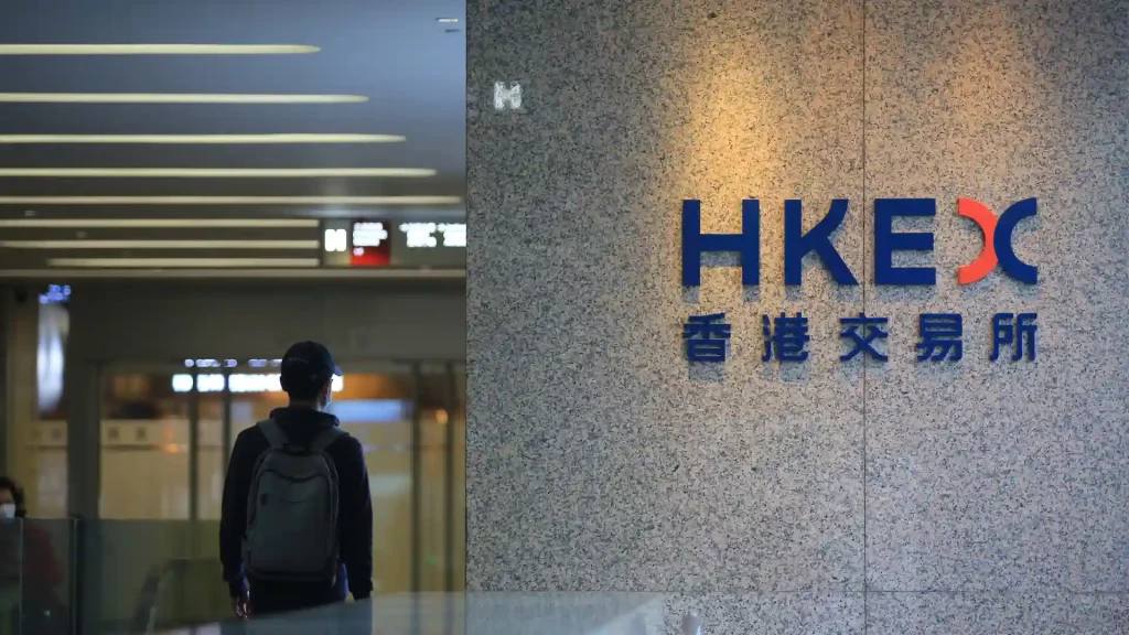 Hong Kong Stocks Dive 13-year Low, Property Tax Cuts and Eased Visa Rules to Attract Talent