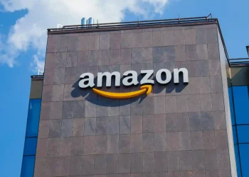 Amazon predicts weaker sales during holidays, shares plummet nearly 20%