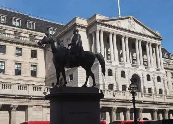 Bank Of England’s Bond Buying Intervention Concludes at £19.7bn, Gilt Yield at 4.825%