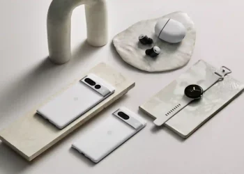 Google reveals its new Pixel range of phones and watches that undercut Apple prices. (Image Source: blog.google)