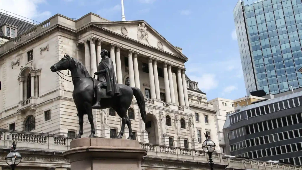 Bank of England prepares for the biggest rate hike in 33 years