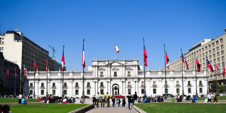 Chile’s Minister Confident about Breaking the Impasse in Constitutional Reforms