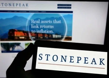 Stonepeak and Spirit Super to acquire 100% of GeelongPort in Australia