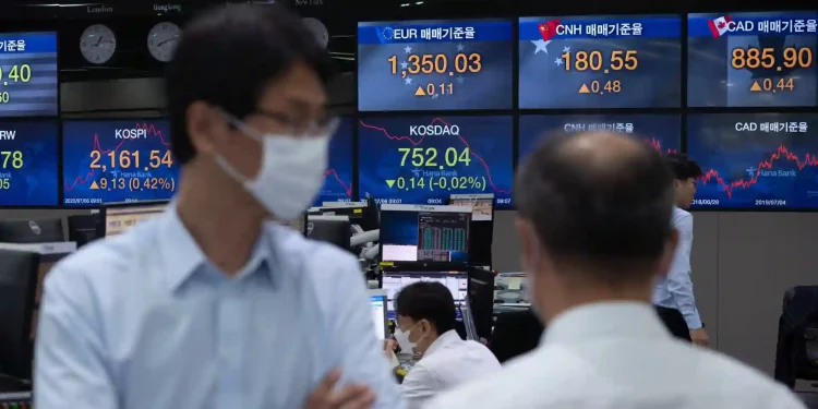 Young South Koreans Face Heat As Leveraged Trading Strategies Fail Due To The Fall In Stock Prices
