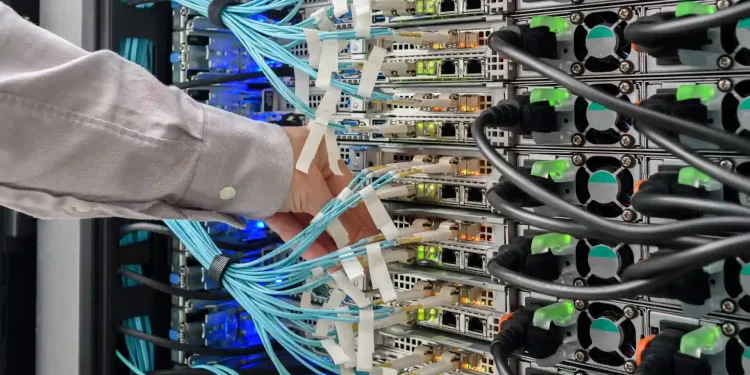 Data Centers In Oman To Get Blazing Fast Data Transmission With Omantel’s GbE DCI Service