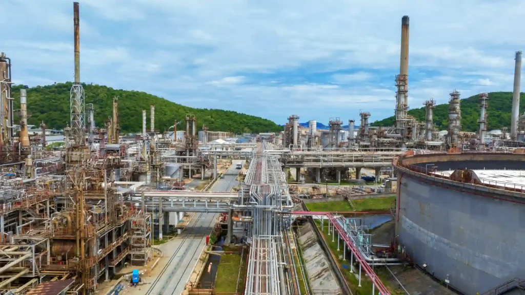 Trafigura secures $3 billion loan facility for German gas supply