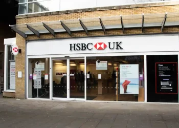 HSBC On Track To Flatline 114 UK Branches As Customers Shift Online