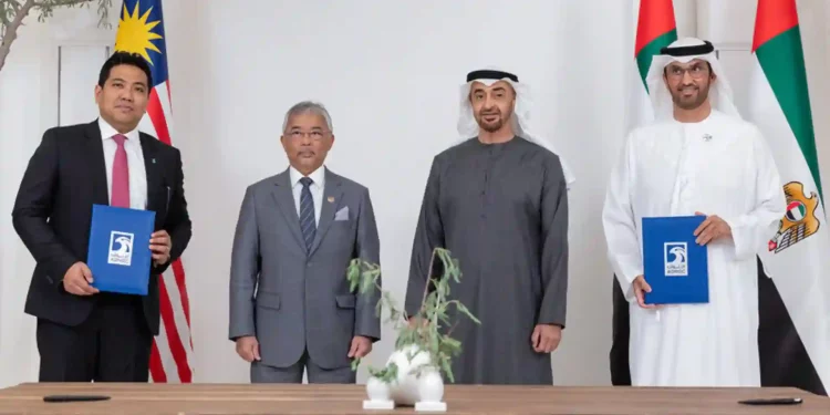 PETRONAS and ADNOC sign historic Abu Dhabi unconventional resource deal (Image Source: PETRONAS)