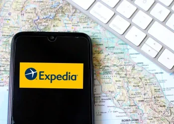 Expedia announces a positive outlook for travel leap in 2023 despite weak fourth-quarter profits