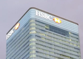 HSBC Signals a Peak In Windfall Profits Amid Interest Rates Hike HSBC logo on a skyscraper | Image: Pixabay