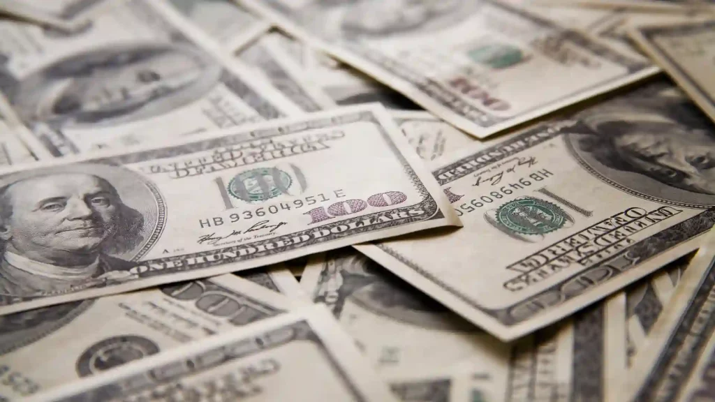 Unseating Dollar: A Russia-China quest to diversify from dollar 2 Unseating Dollar: A Russia-China quest to diversify from dollar