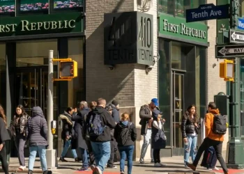First Republic Shares Plummet Amid Liquidity Fears