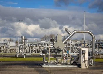 Al-Thani Mulls Improvement of Energy Cooperation With Germany