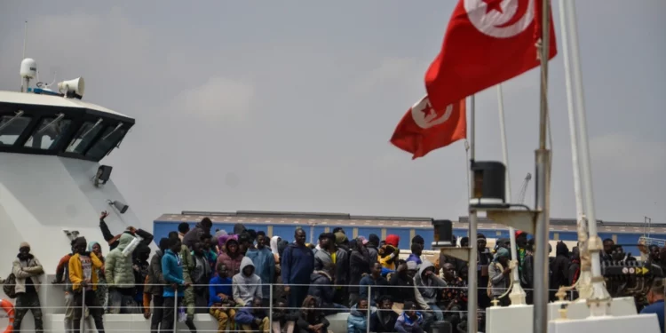Europe Puts Pressure on Tunisia for an IMF Deal to Solve Migrant Issue