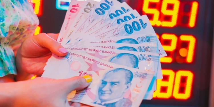Turkish Lira Plunges to Historic Low as Erdogan Begins New Term