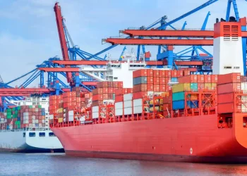 Global Shipping Regulator Agrees To New Emissions Targets