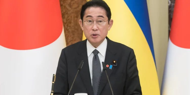 Japanese PM Fumio Kishida Secures Energy Ties With Gulf Amidst Growing Chinese Influence