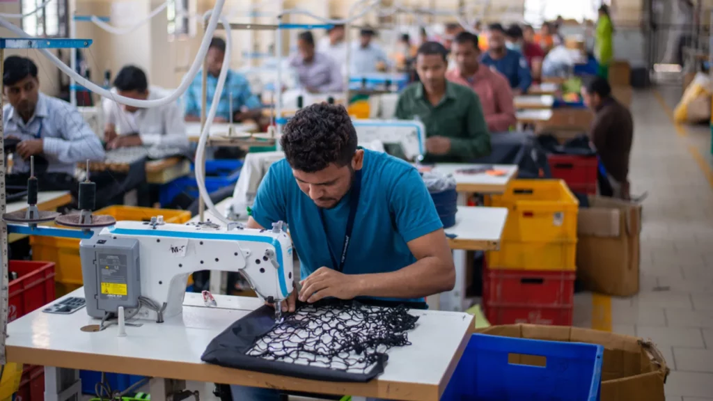 Pakistan Textile Sector the Latest Victim of Political & Economic Crisis