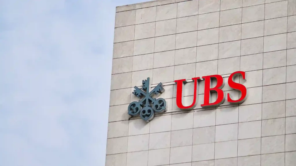 UBS Seeks to Maximize $29 Billion Credit Suisse Windfall