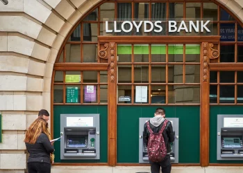 UK Banks Announce Closure of 36 More Branches